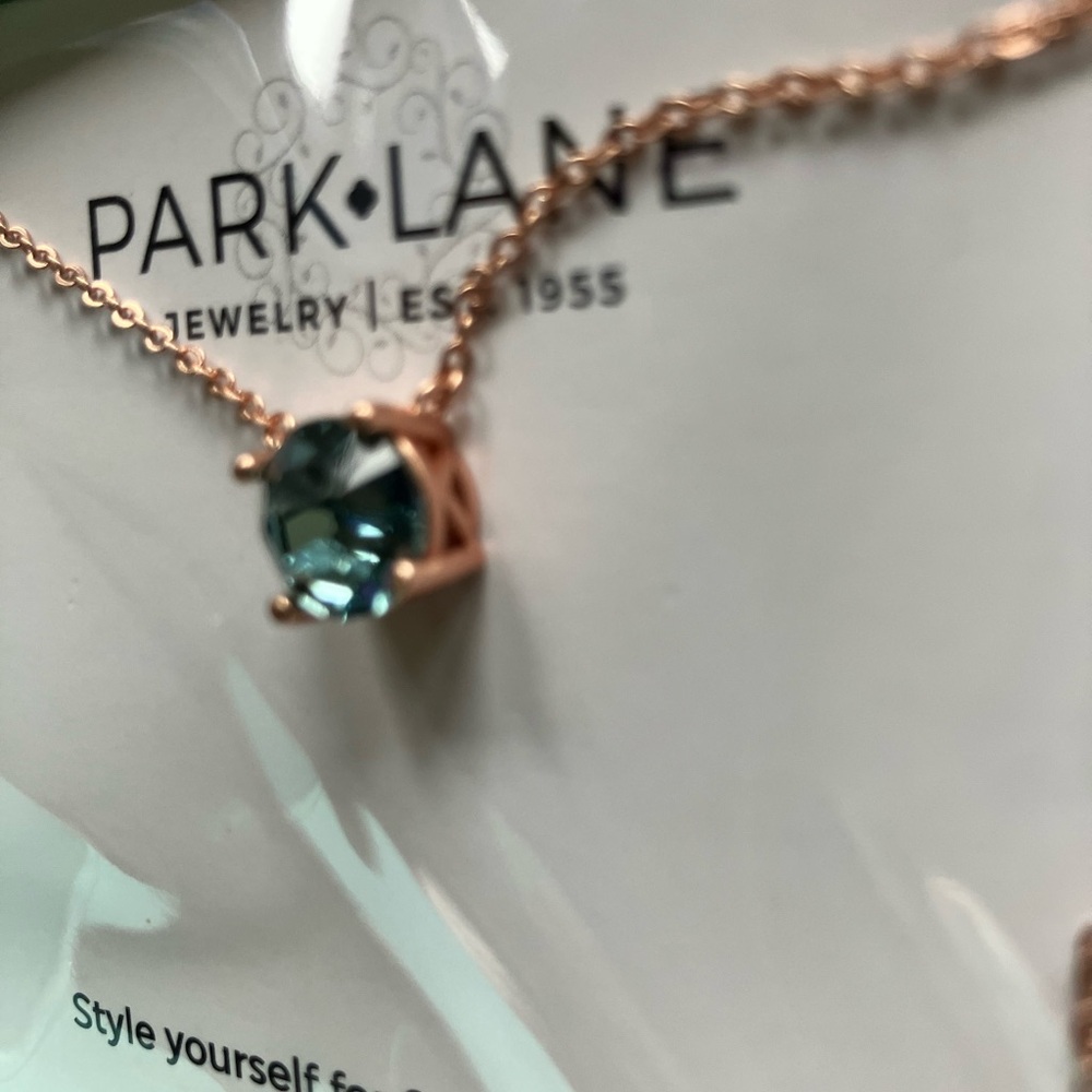 Park Lane Gold and Blue Necklace with Elegant Design